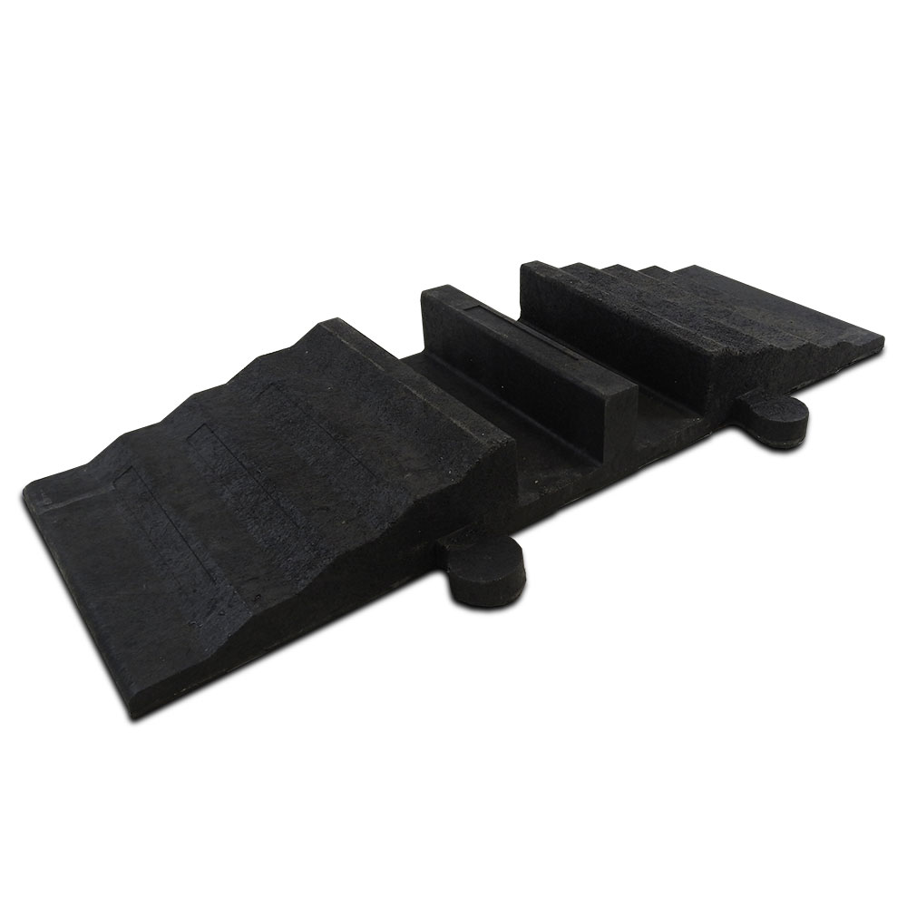 Slangenbrug met 2 kanalen B = 100 x H = 65 mm, voor slang diam. 65 mm, max. belasting 20.000 kg